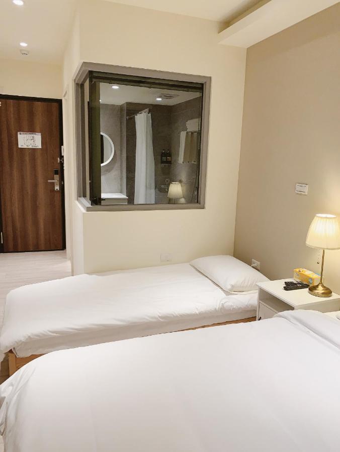 In Fengchia Hotel Taichung Luaran gambar