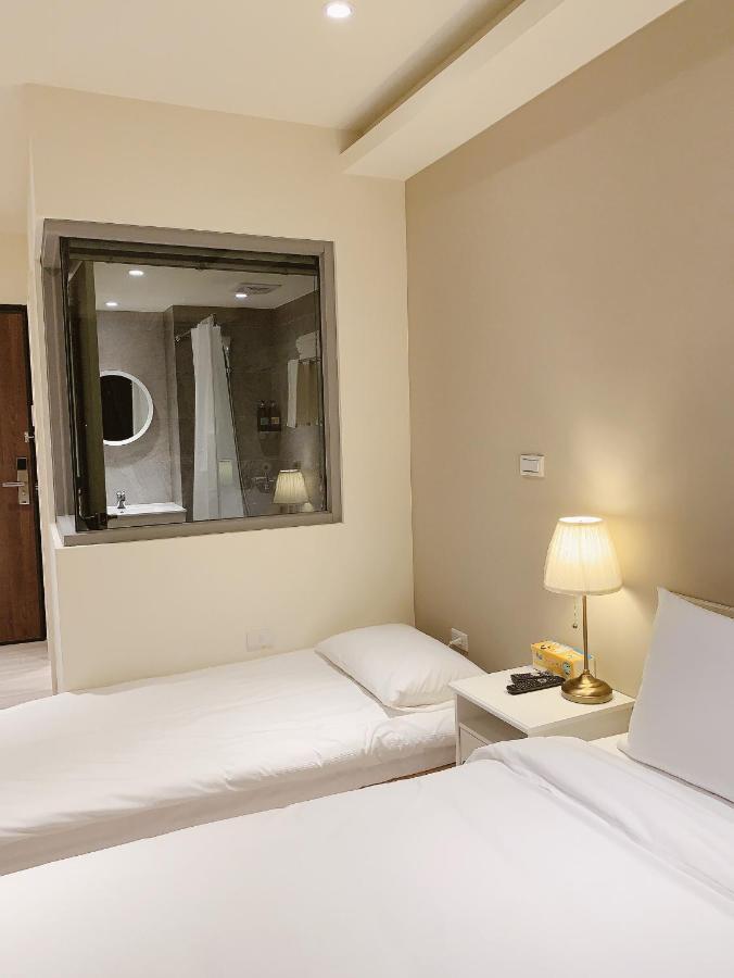 In Fengchia Hotel Taichung Luaran gambar