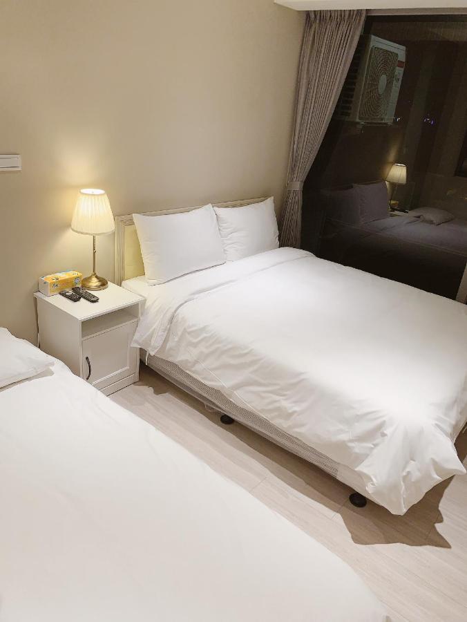 In Fengchia Hotel Taichung Luaran gambar