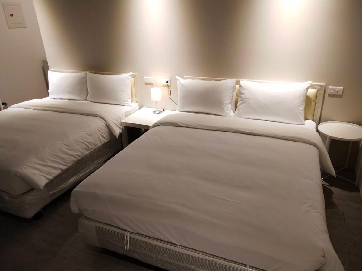 In Fengchia Hotel Taichung Luaran gambar